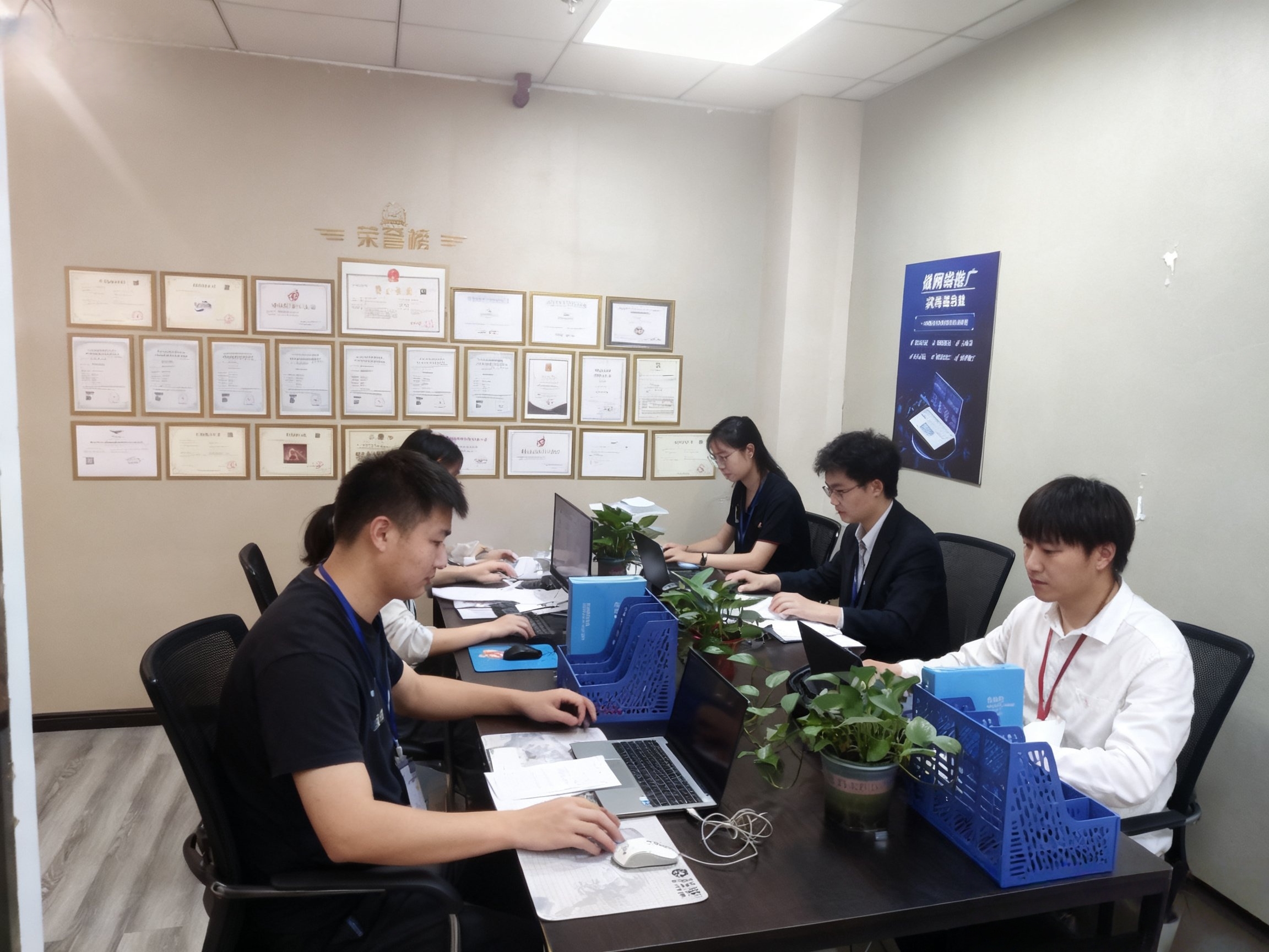 公司实拍工作环境展示图